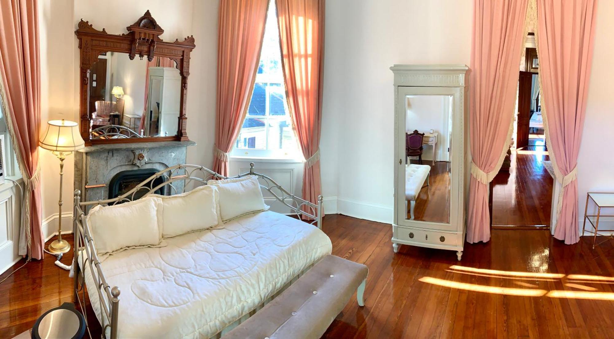 French Quarter Lanaux Mansion Bed And Breakfast 新奥尔良 客房 照片